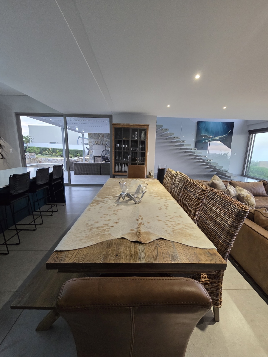 4 Bedroom Property for Sale in Oubaai Western Cape